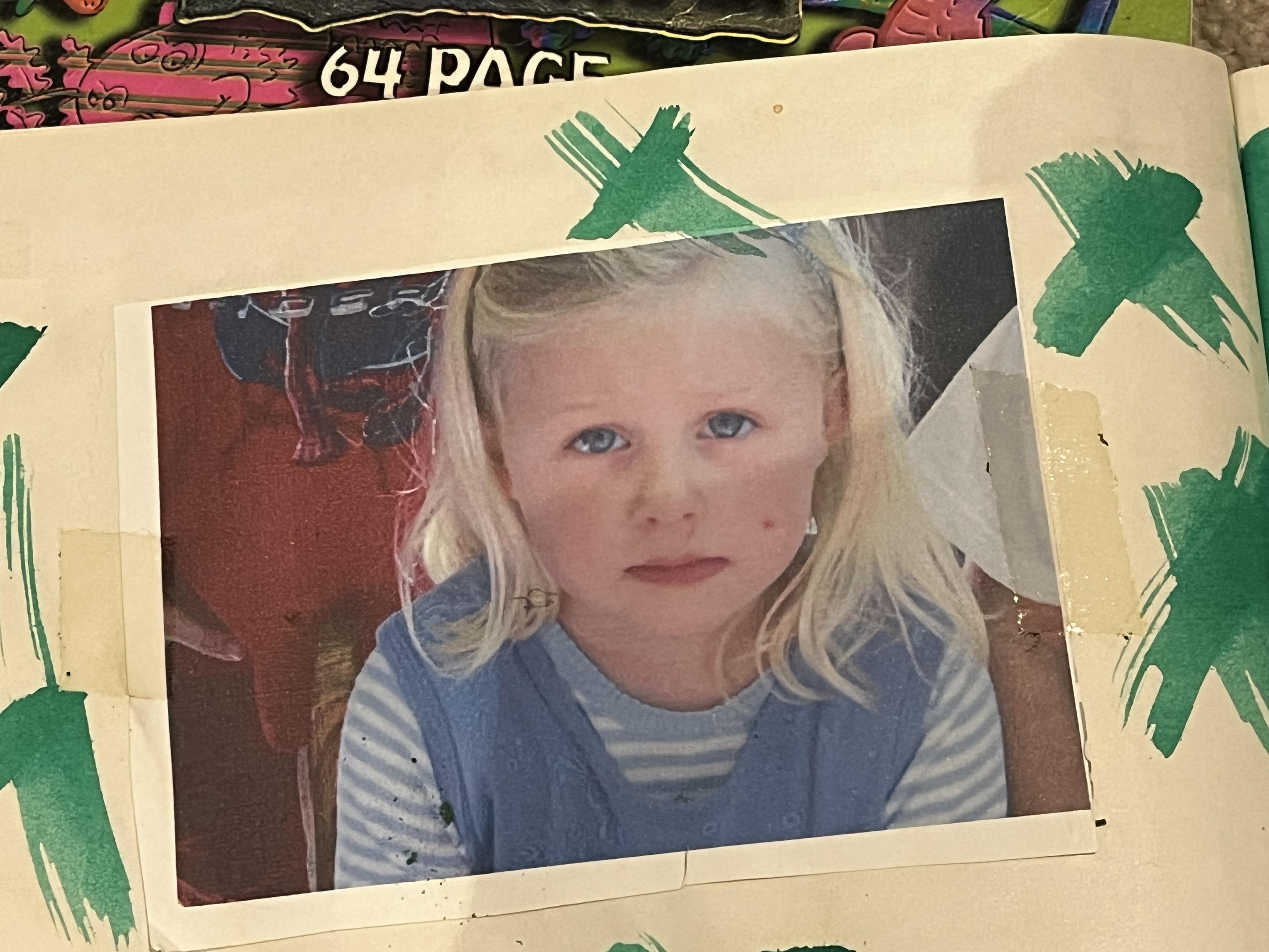 Emma-Jane MacKinnon-Lee momken joven